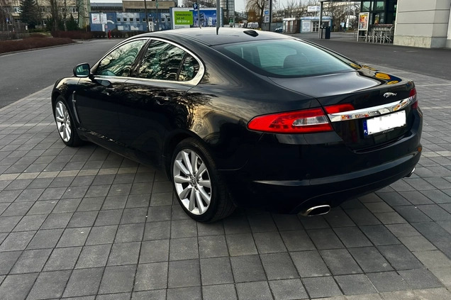 Jaguar XF cena 39900 przebieg: 217000, rok produkcji 2011 z Poznań małe 379